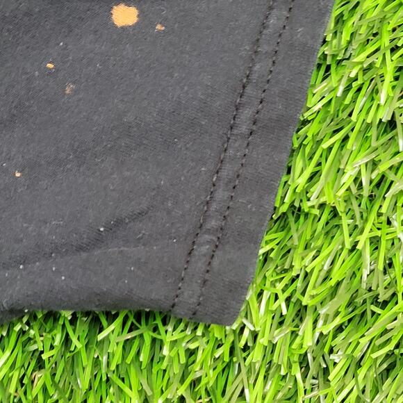 Guns-N-Roses Shirt Womens Large 21x26 Distressed Thrashed - Picture 9 of 12